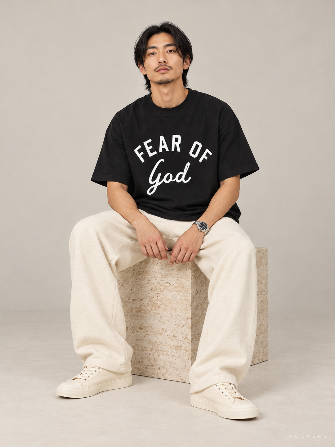 חולצת Fear of God Essentials – God Script שחור – סטודיו