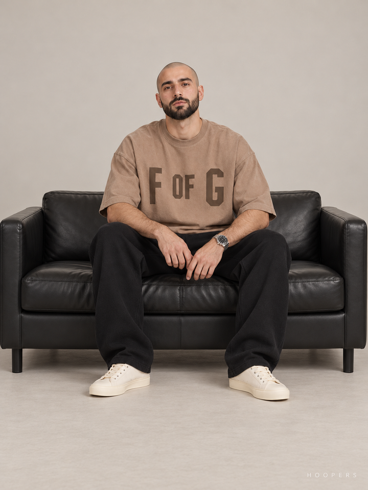 חולצת Fear of God Essentials – F OF G חימר – סטודיו