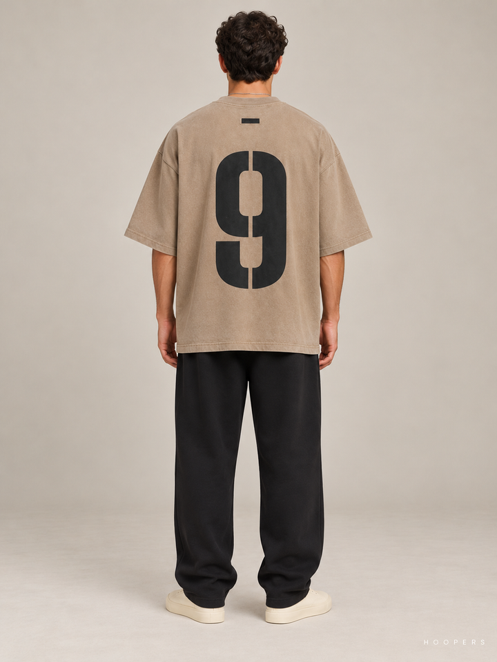 חולצת Fear of God Essentials – Stacked Script חום בהיר מכובס – גב
