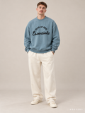 סווטשירט Fear of God Essentials – Big Script כחול-טורקיז | HOOPERS