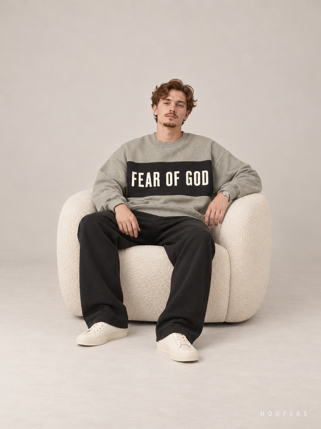 סווטשירט Fear of God Essentials – Band מרווה מלאנז' – סטודיו