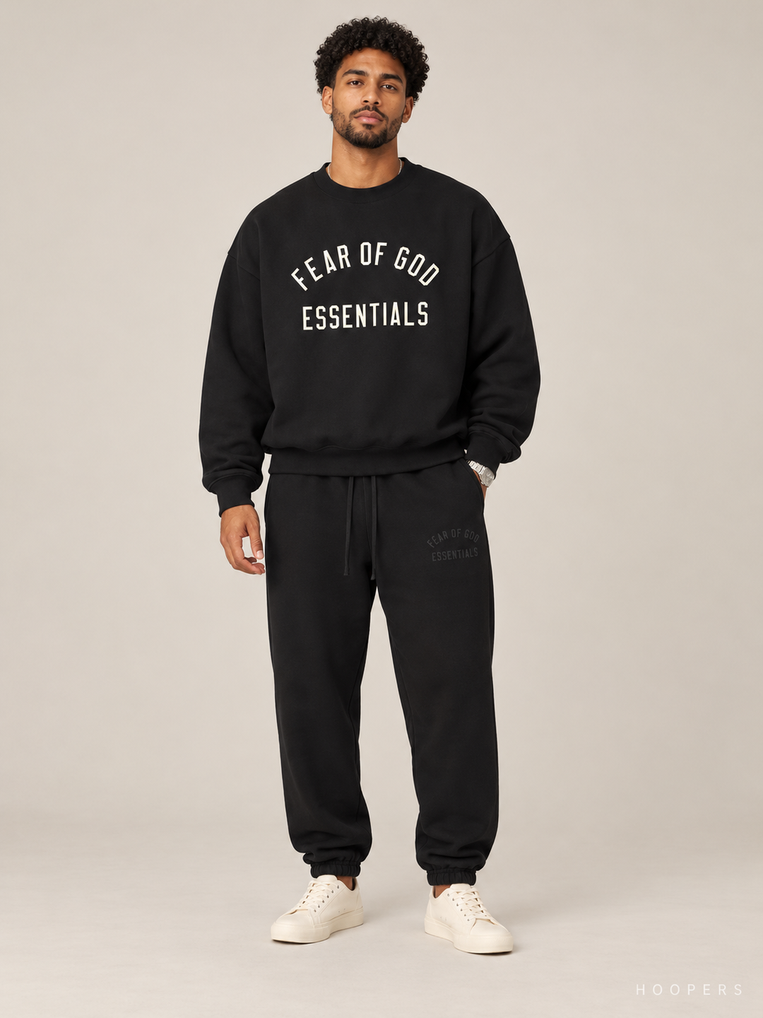 סווטשירט Fear of God Essentials – Arch שחור – חזית