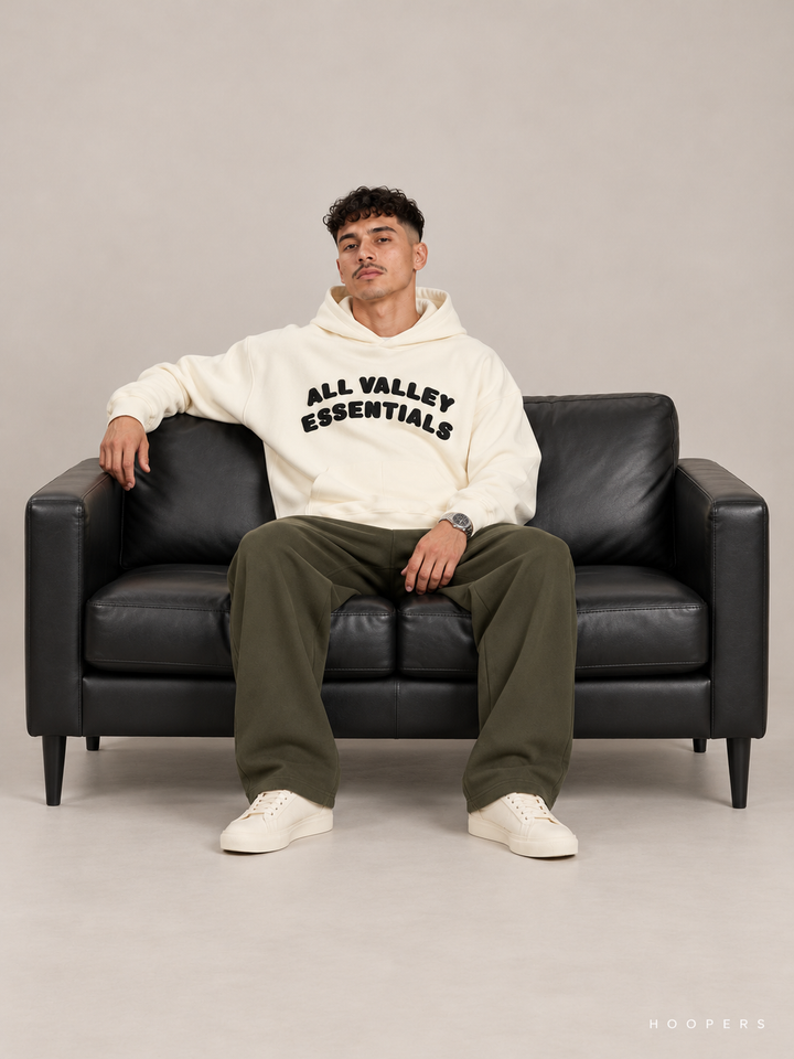 קפוצ'ון Fear of God Essentials – All Valley שמנת – סטודיו