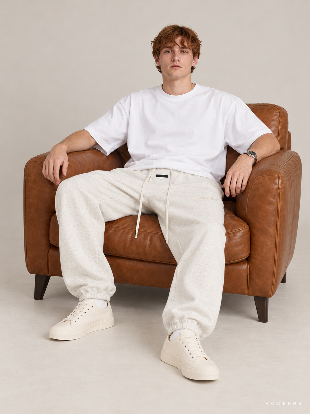 מכנס טרנינג Fear of God Essentials – Jogger שמנת מלאנז' – סטודיו