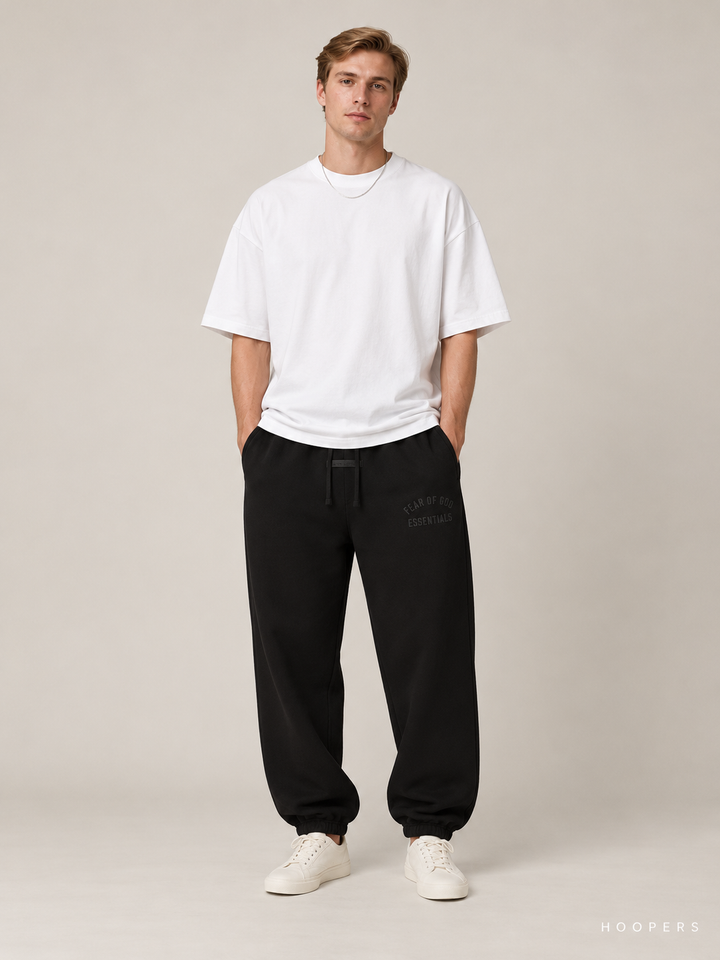מכנס טרנינג Fear of God Essentials – Arch Jogger שחור – חזית