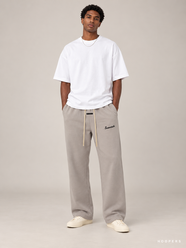 מכנס טרנינג Fear of God Essentials – Script אפור חם – חזית