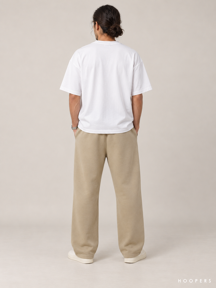 מכנס טרנינג Fear of God Essentials – Script חאקי – גב