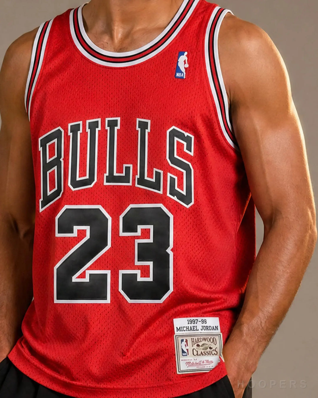 גופיית רטרו שיקגו בולס HOOPERS - תקריב BULLS 23