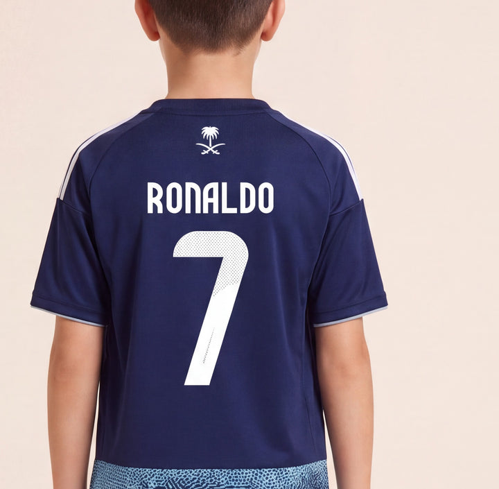 דיטייל גב — RONALDO 7