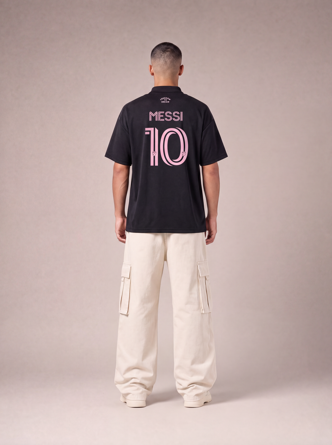 גב החולצה עם הדפסת MESSI 10 בוורוד