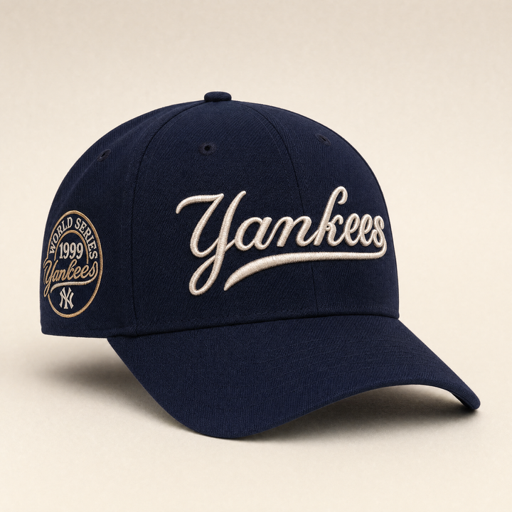 כובע ניו יורק נייבי עם כיתוב Yankees רקום - חזית