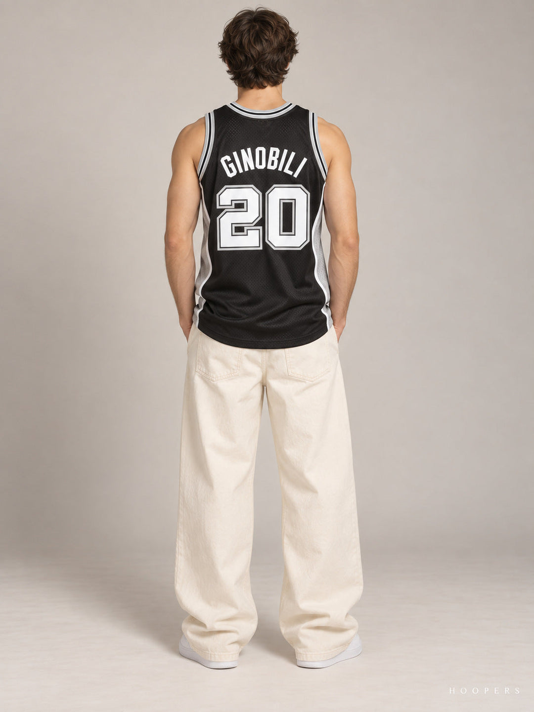 גופיית NBA מאנו ג'ינובלי סן אנטוניו ספרס – שחור רטרו 2002/03 — מבט אחורי