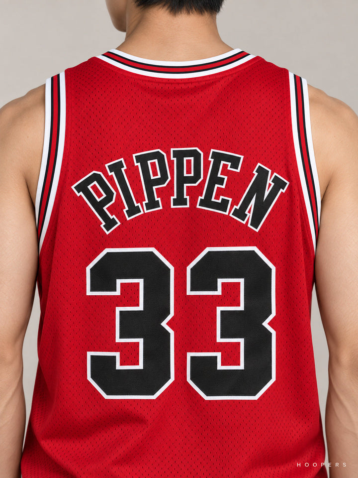 גופיית NBA סקוטי פיפן שיקגו בולס – אדום רטרו 1997/98 — תקריב גב