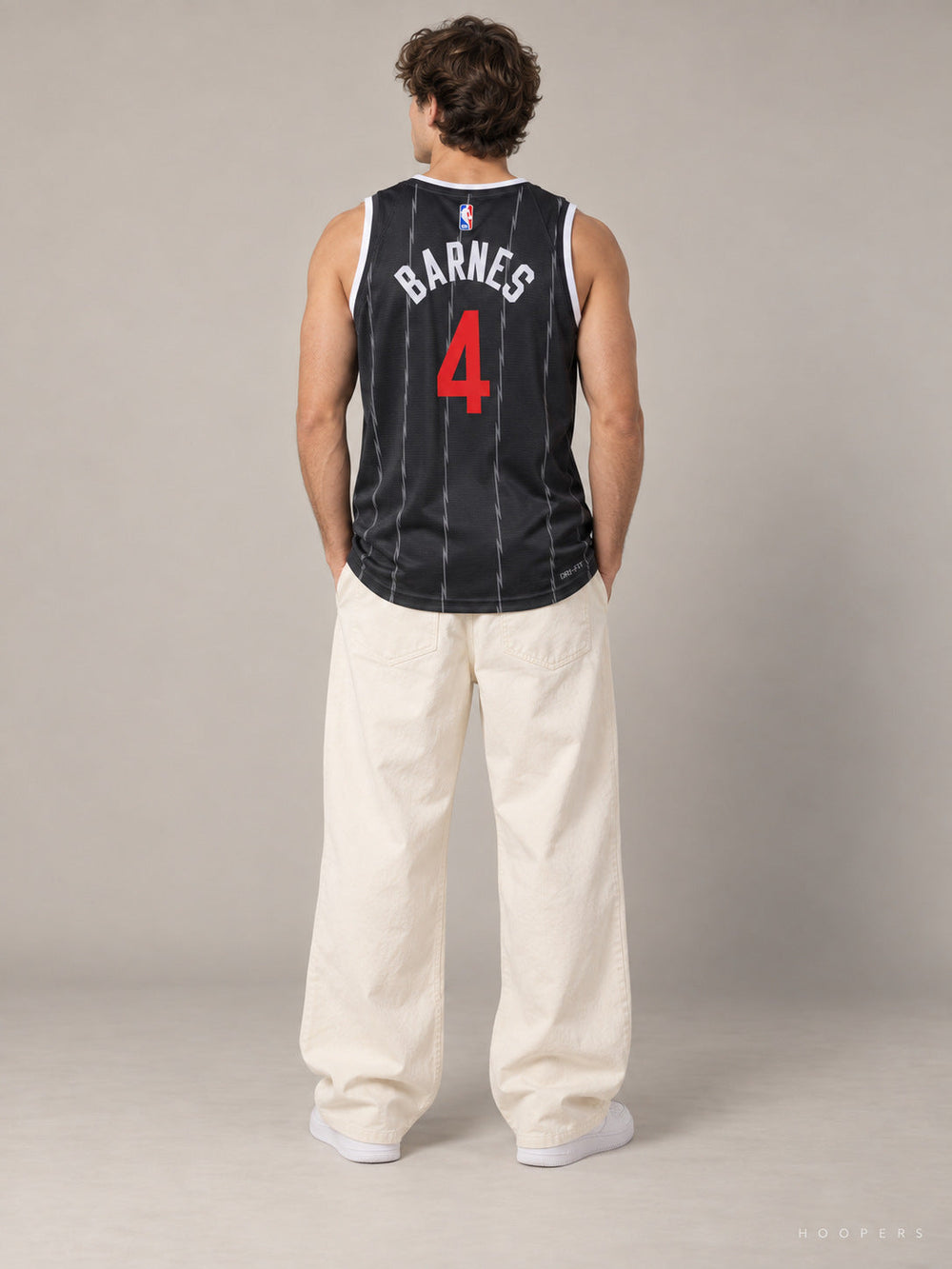 גופיית NBA סקוטי בארנס טורונטו ראפטורס – Black City Edition 2025/26 — מבט אחורי