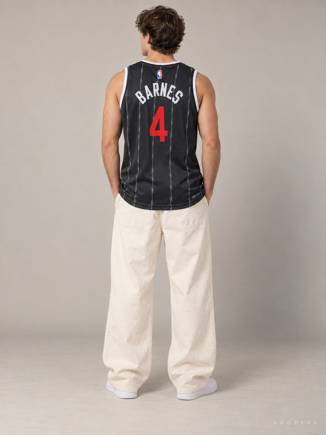 גופיית NBA סקוטי בארנס טורונטו ראפטורס – Black City Edition 2025/26 — מבט אחורי