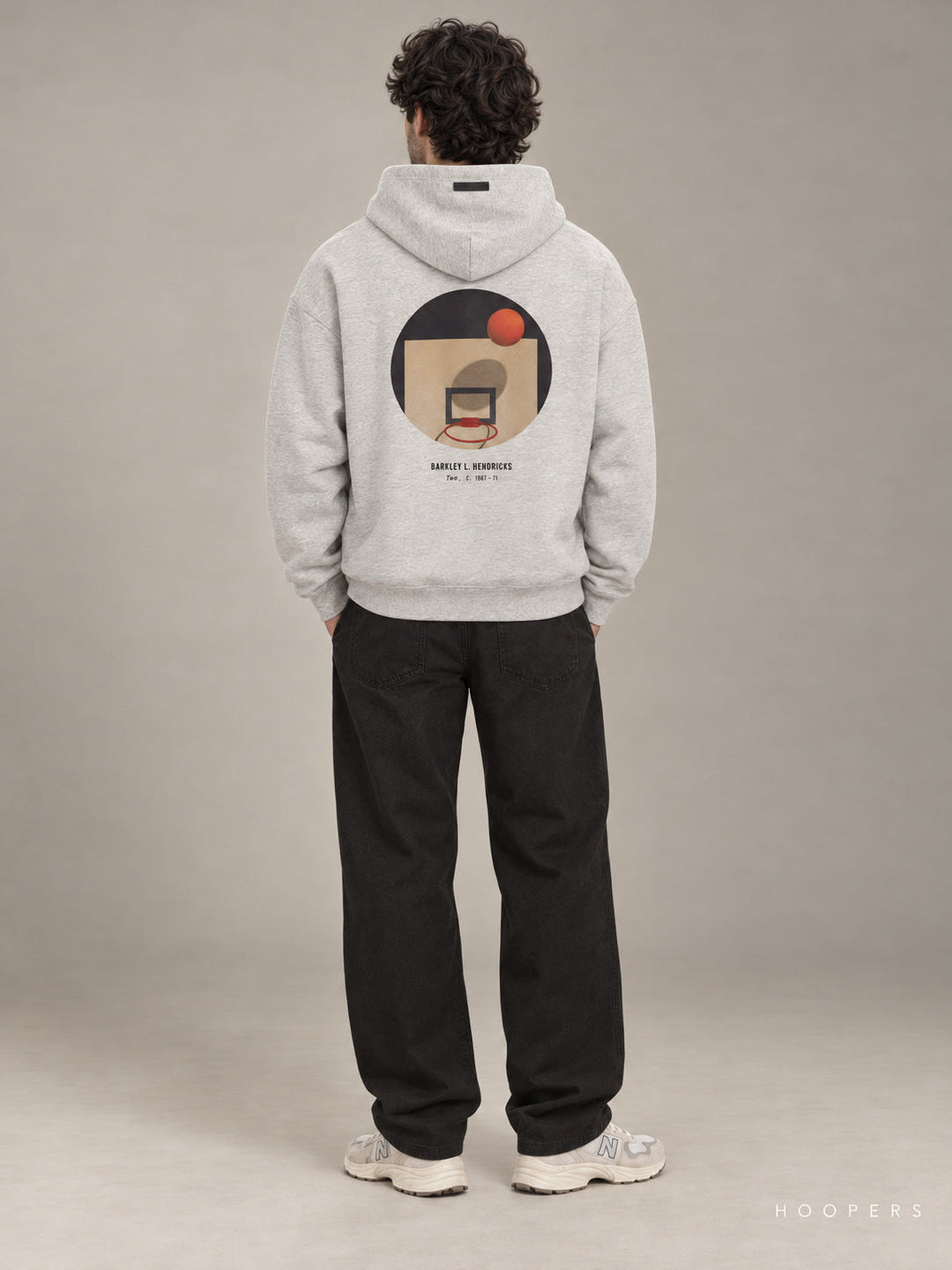 קפוצ'ון Fear of God Essentials x NBA – אפור בהיר – גב