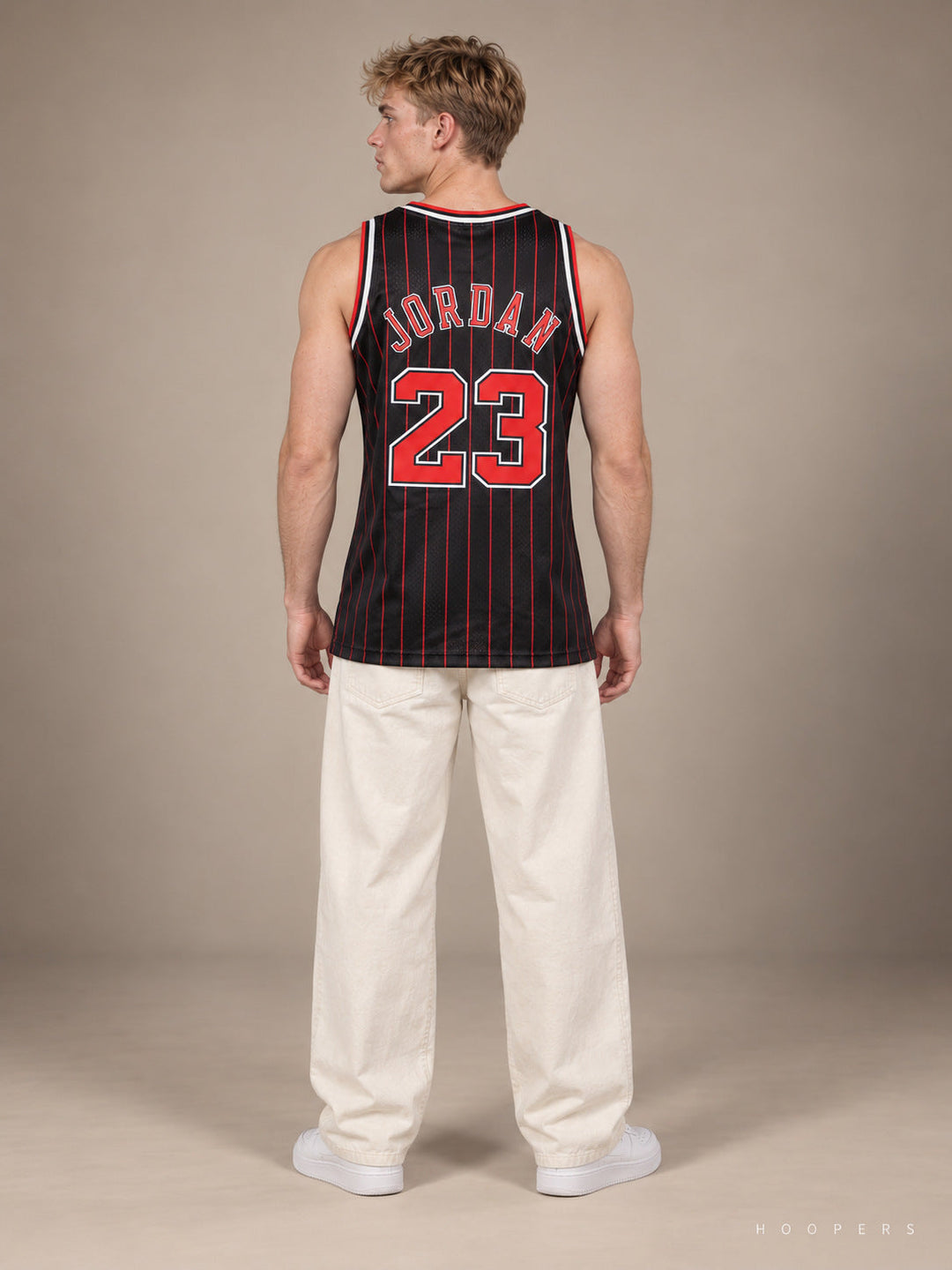 גופיית NBA מייקל ג'ורדן שיקגו בולס שחור פסים רטרו – גב