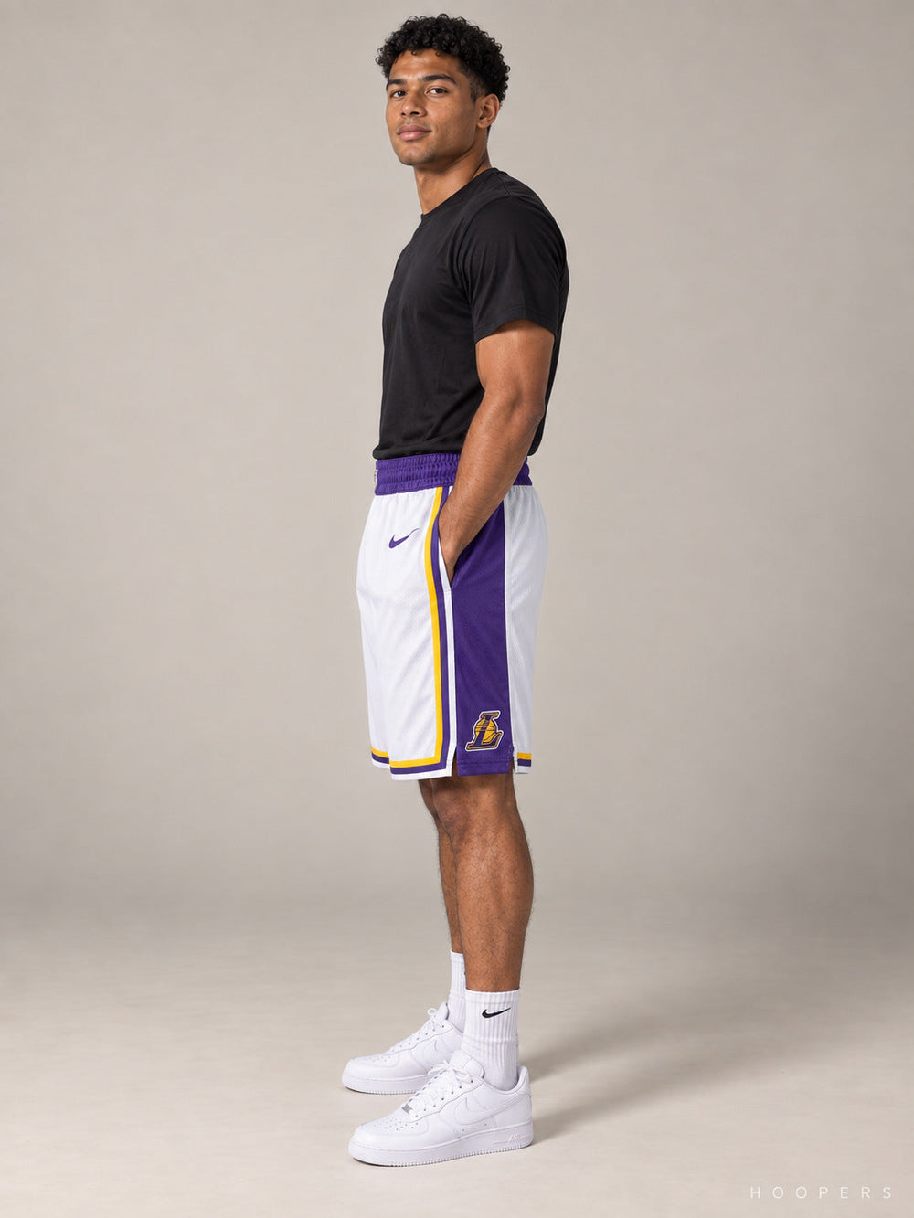 מכנסי NBA לוס אנג'לס לייקרס לבן – צד