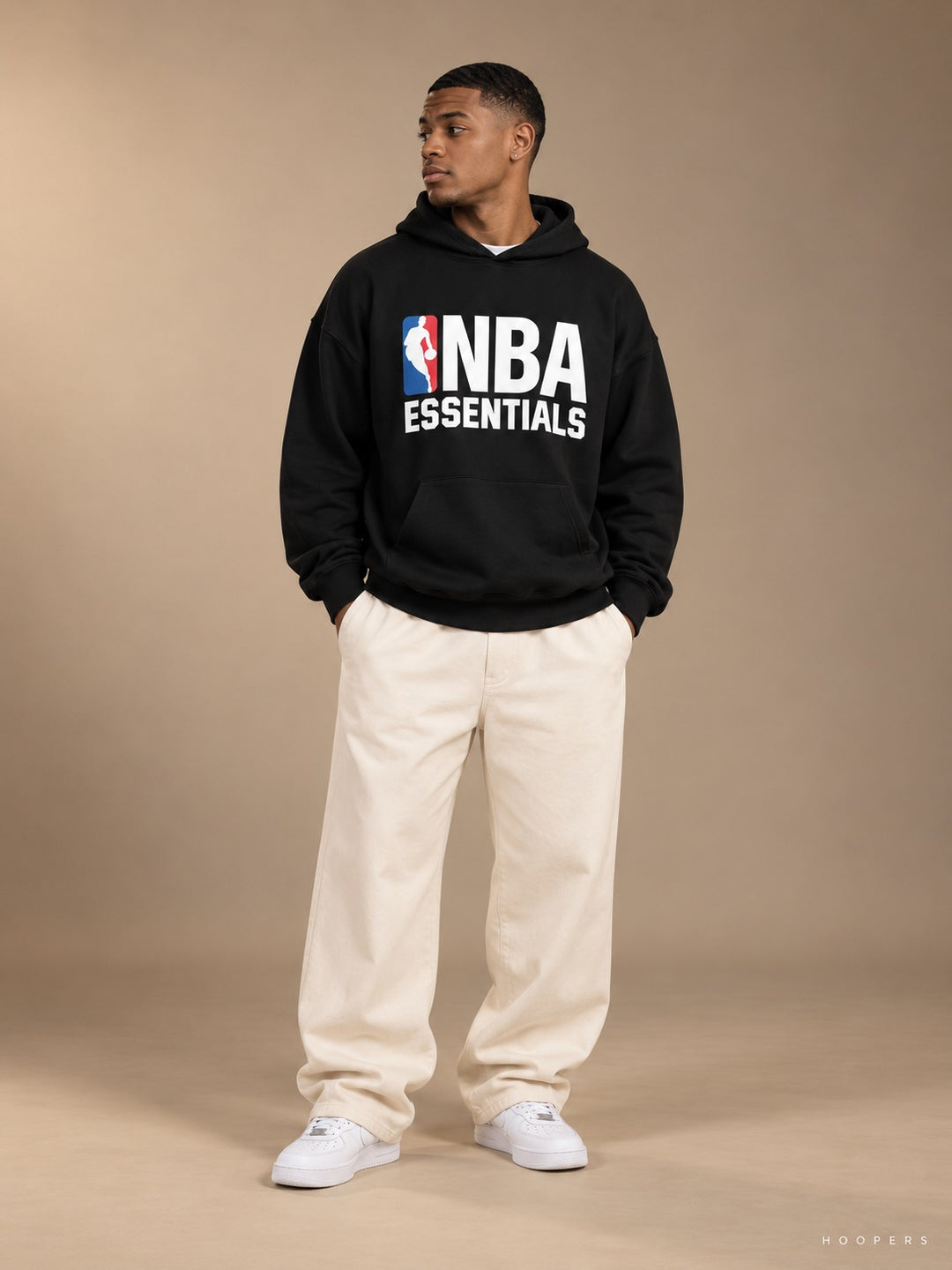 קפוצ’ון NBA Essentials – שחור Edition – חזית