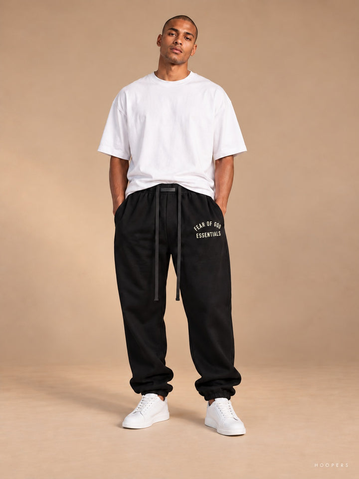 מכנסי FEAR OF GOD ESSENTIALS שחור – חזית