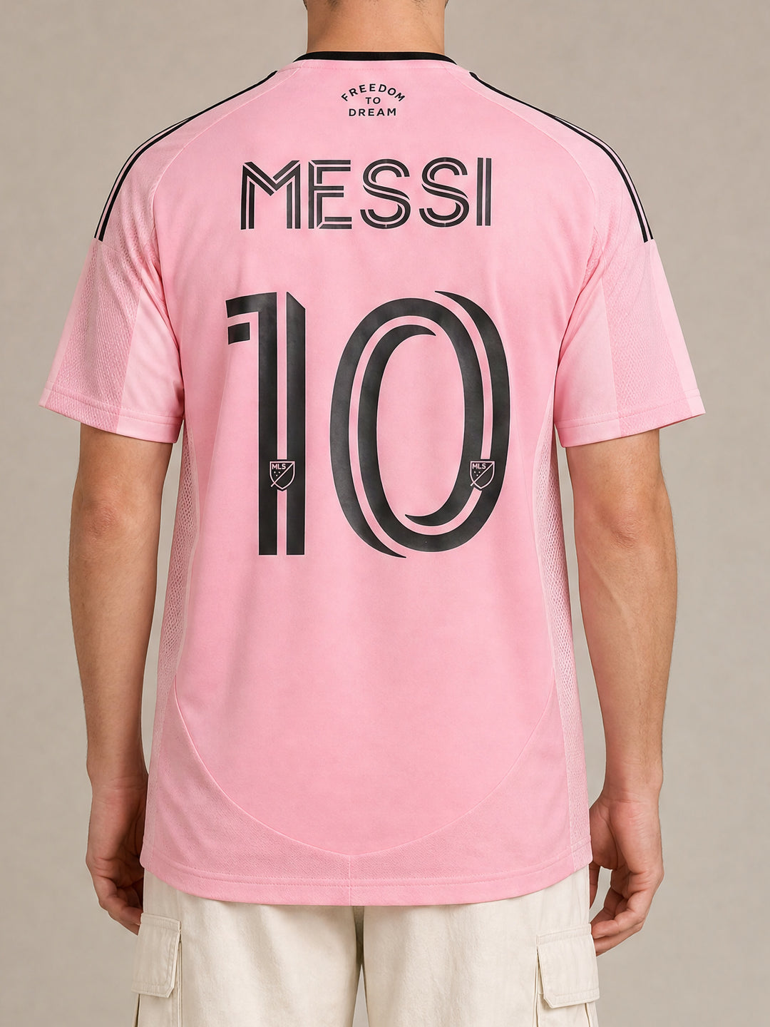 פרט - הדפסת MESSI 10 על גב החולצה
