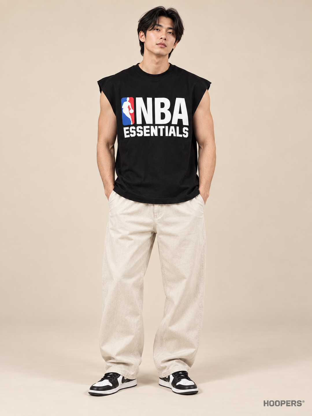 גופיית NBA ESSENTIALS שחורה ללא שרוולים - חזית