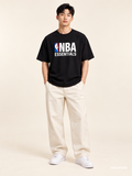 חולצת TEE NBA Essentials – שחור קלאסי Edition — משלוח מהיר | HOOPERS