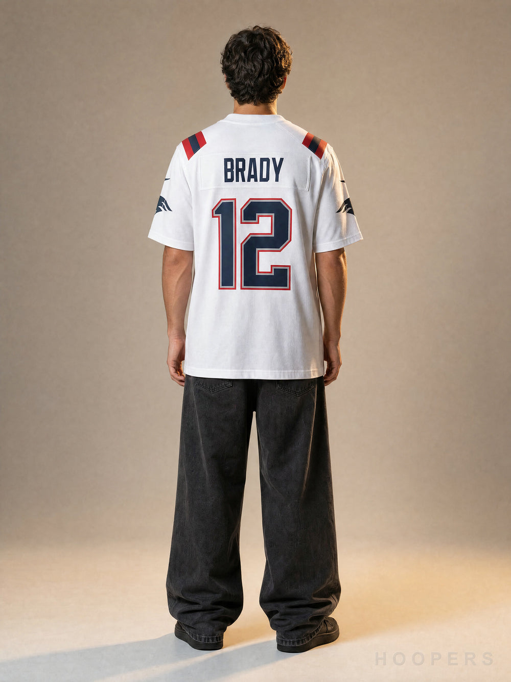 חולצת NFL פטריוטס בריידי 12 - גב עם שם ומספר | HOOPERS
