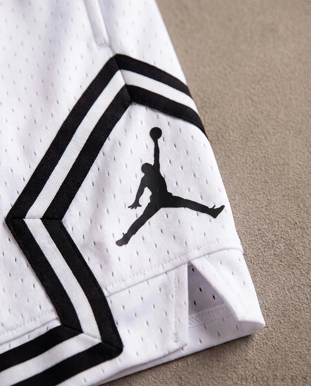 HOOPERS Jordan Pure White Jumpman detail
