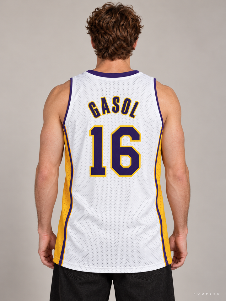 גופיית NBA פאו גאסול לוס אנג'לס לייקרס – לבן רטרו 2008/09 – תקריב גב