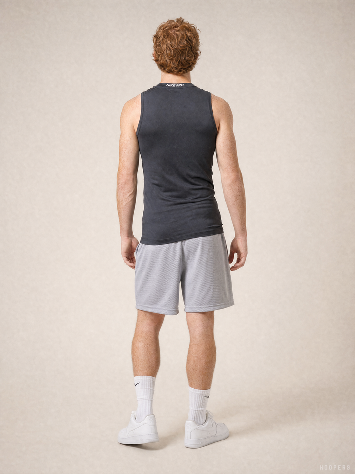 גופייה צמודה שחורה PRO – מבט אחורי | HOOPERS